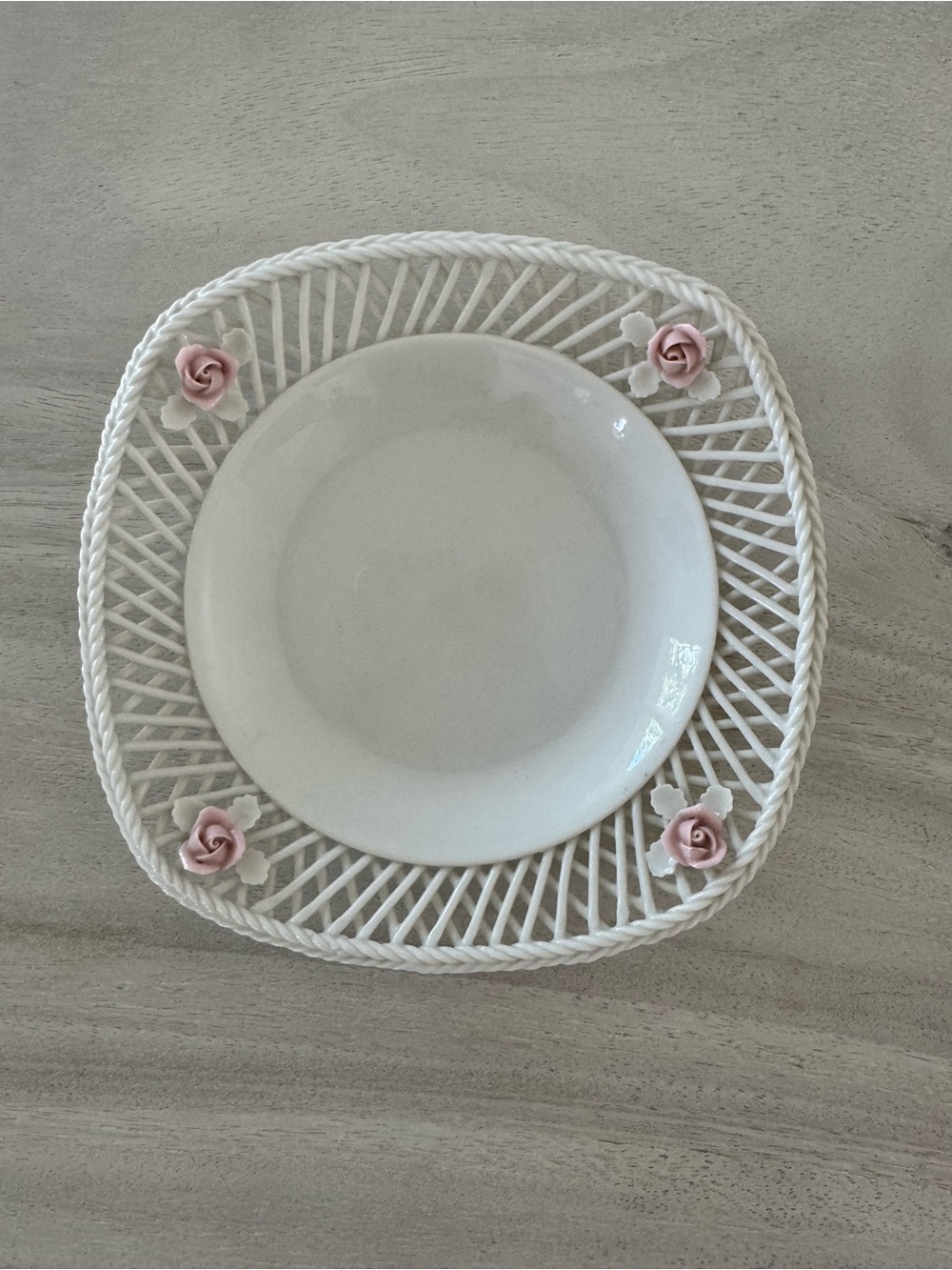Mikasa Bridal Rose China White Woven Ceramic Accent Plate with Pink Rose Accent